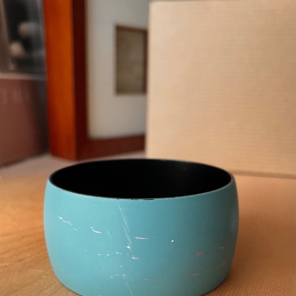 Blue Distressed 80s style Bangle Cuff Bracelet - Picture 3 of 6